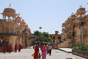 India’s government implements major reform package India’s government implements major reform package