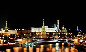 Russia blocks access to WhatsApp and further restricts Telegram