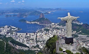 IHS Brazil signs deal with TIM to build up to 3,000 sites