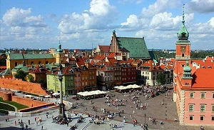 Iliad makes bid for UPC Poland; Play and Orange hit with legal action