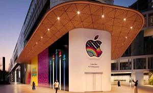 Apple takes wraps off Indian stores