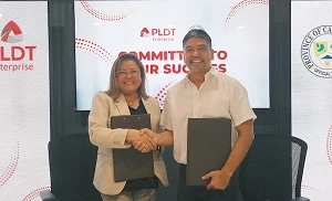 PLDT Enterprise connects Camarines Sur govt with Starlink