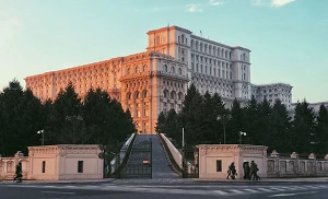 Romania confirms 5G auction bidders while Montenegro opens applications