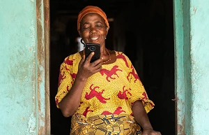 The telecom industry’s next growth market - connecting women